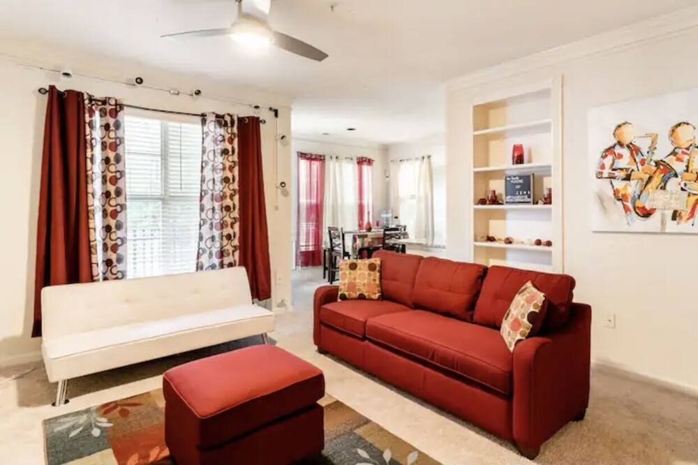 Photo of Livingroom in Lithonia