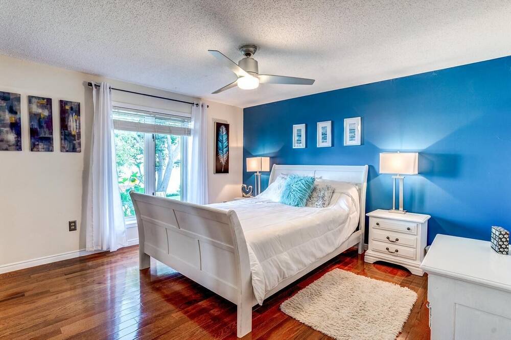 Photo of Bedroom in Valentia
