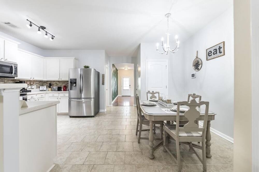 Photo of Kitchen in Byron