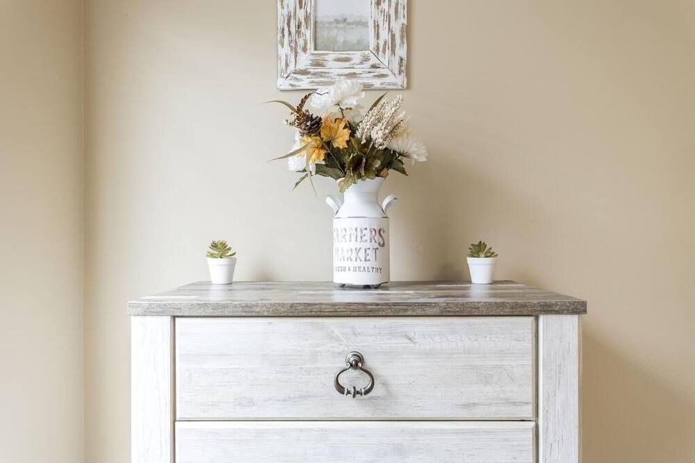 Photo of Others in Byron