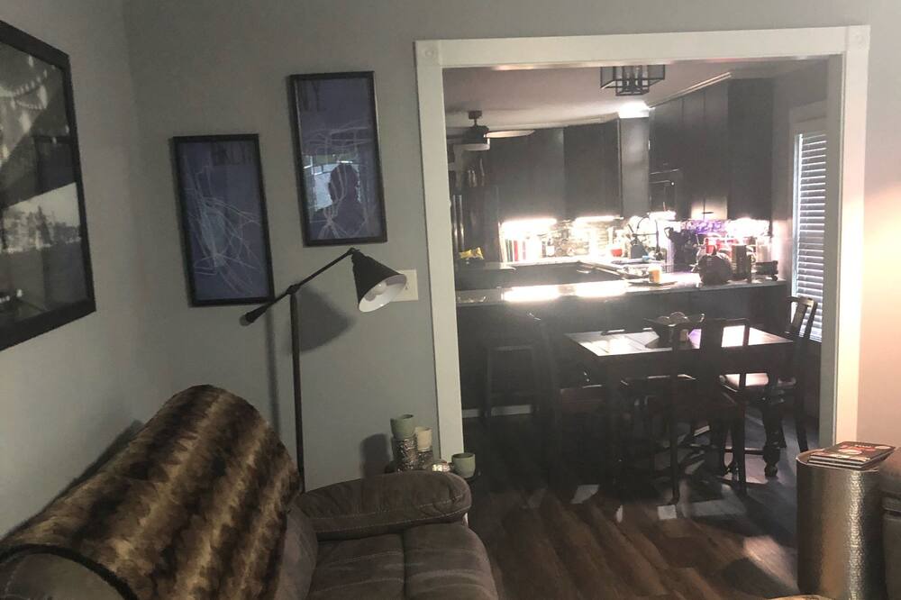 Photo of Livingroom in Meadville