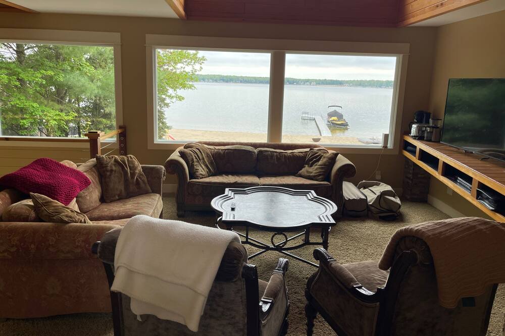 Photo of Livingroom in Baldwin