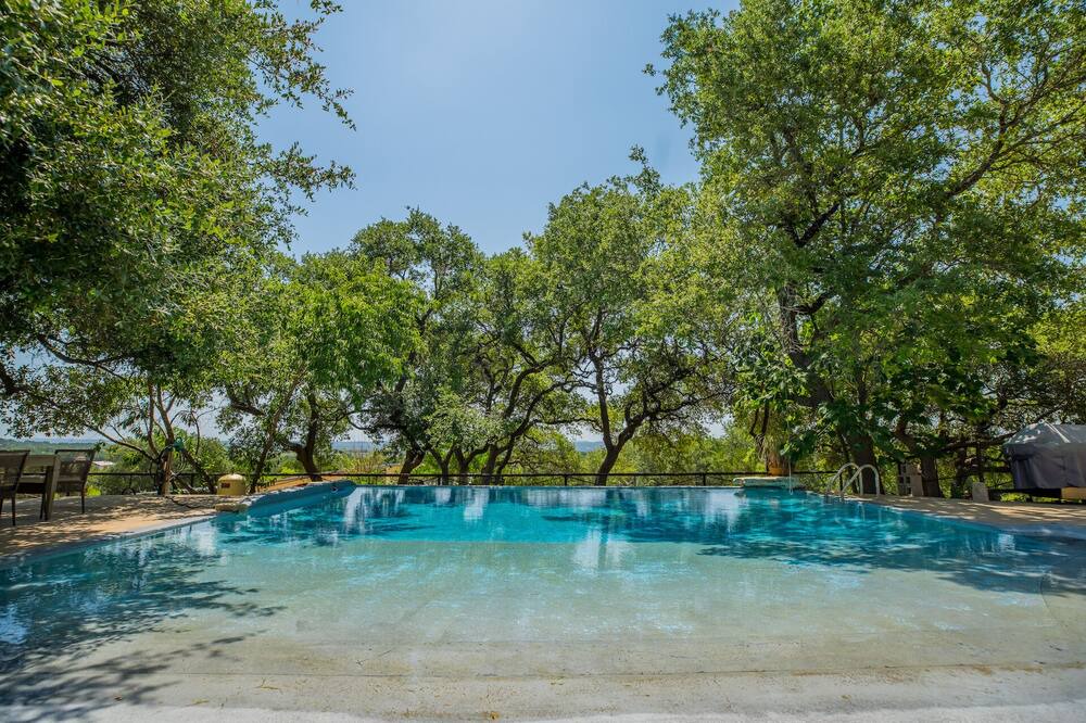 Photo of Outdoor in Spicewood