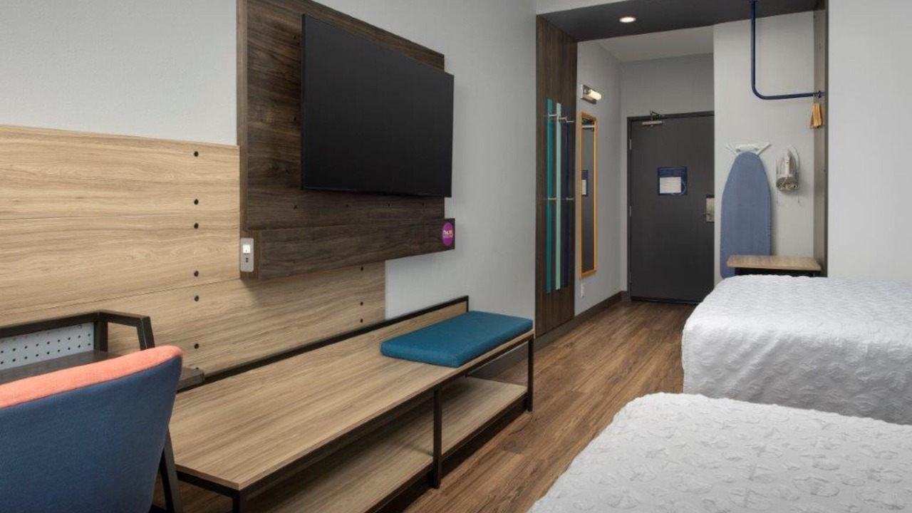 Photo of Bedroom in Far North Central