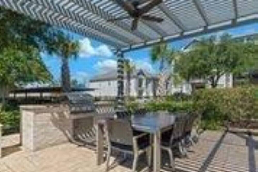 Photo of Patio Balcony in Universal City