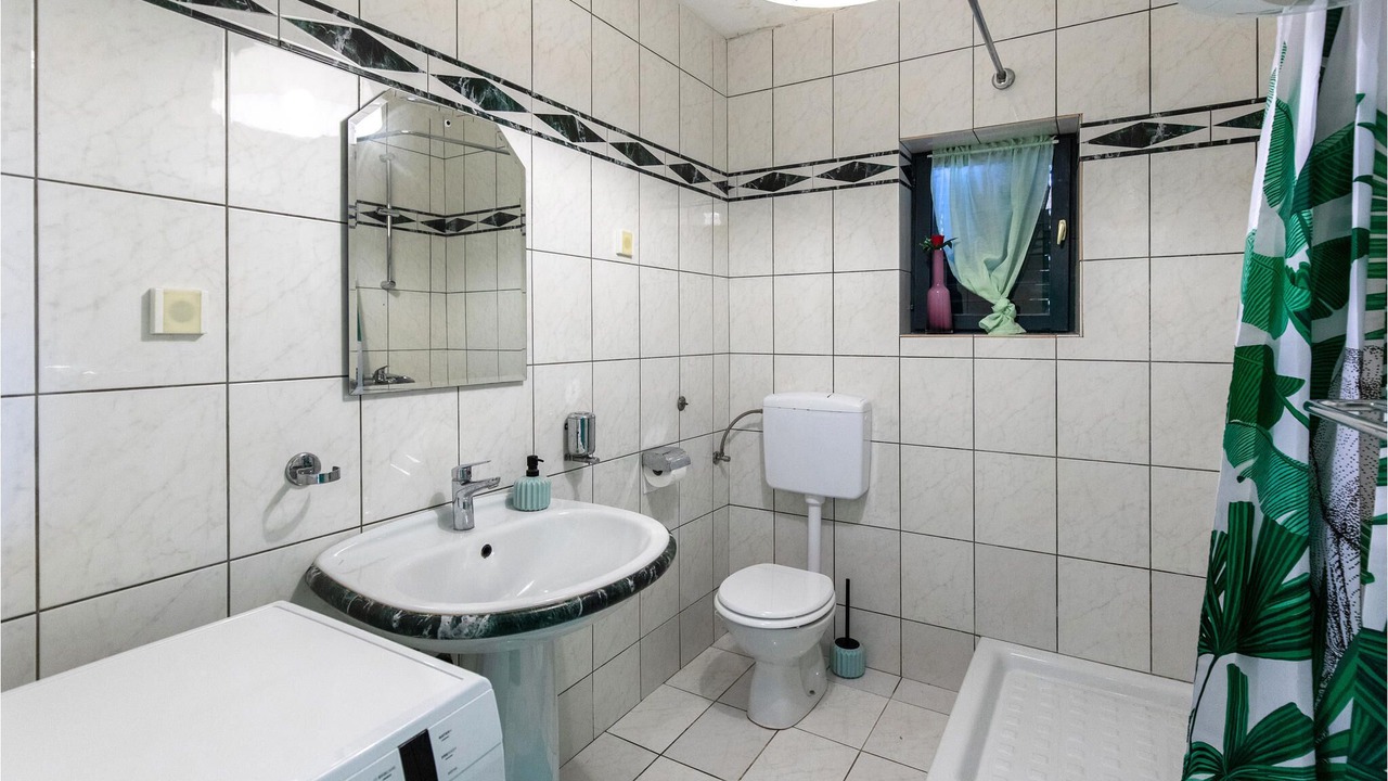 Photo of Bathroom in Ploce