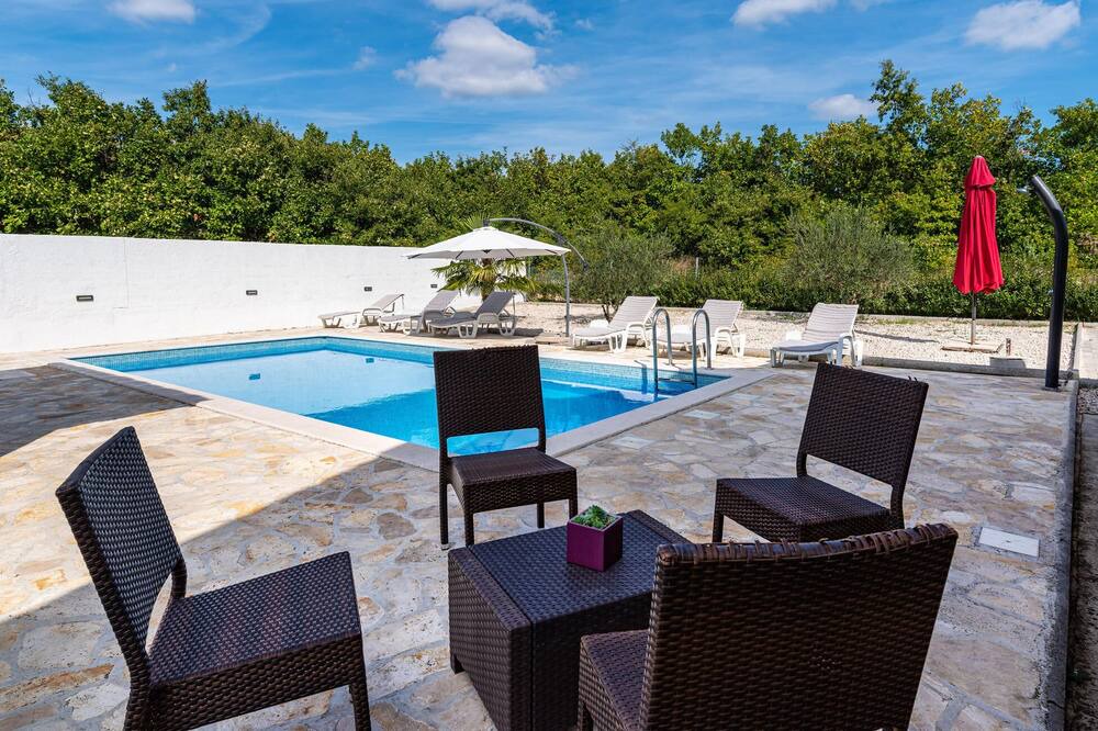 Photo of Outdoor in Lovinac