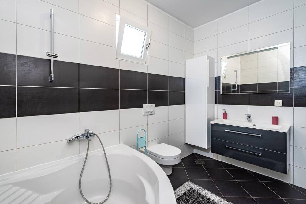 Photo of Bathroom in Lovinac