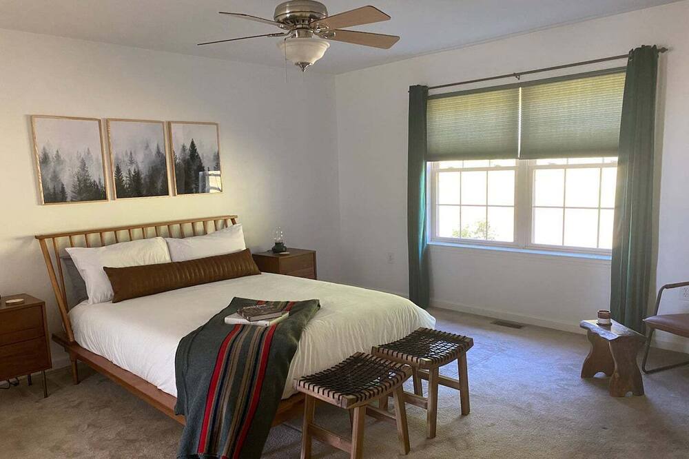 Photo of Bedroom in Prattsville