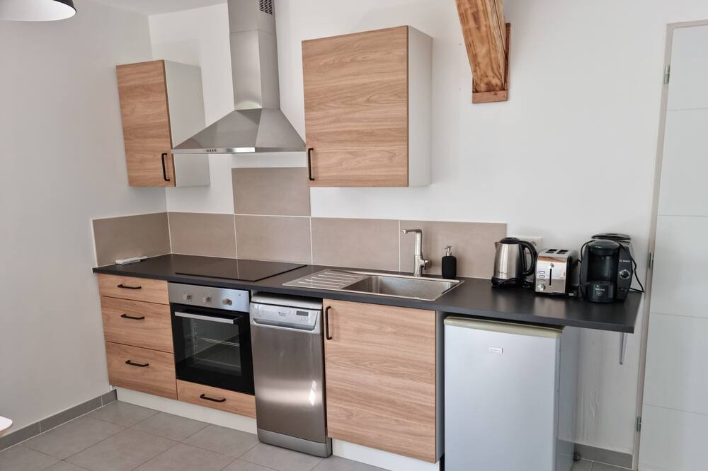 Photo of Kitchen in Saint-Jean-de-Maruejols-et-Avejan