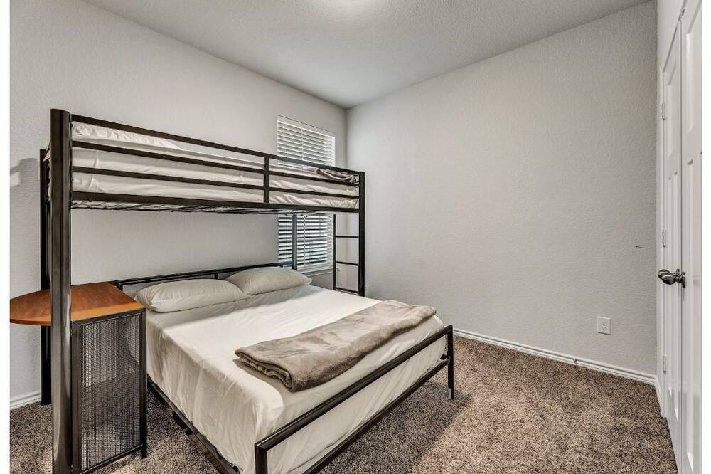 Photo of Bedroom in Wellborn