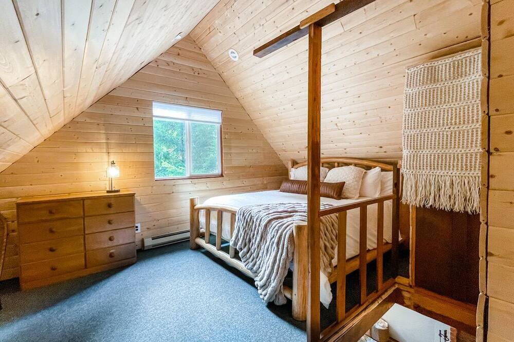 Photo of Others in Packwood