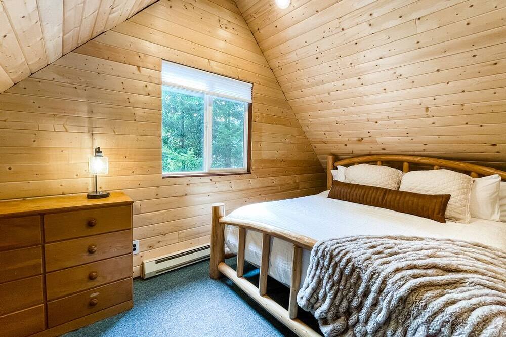 Photo of Others in Packwood