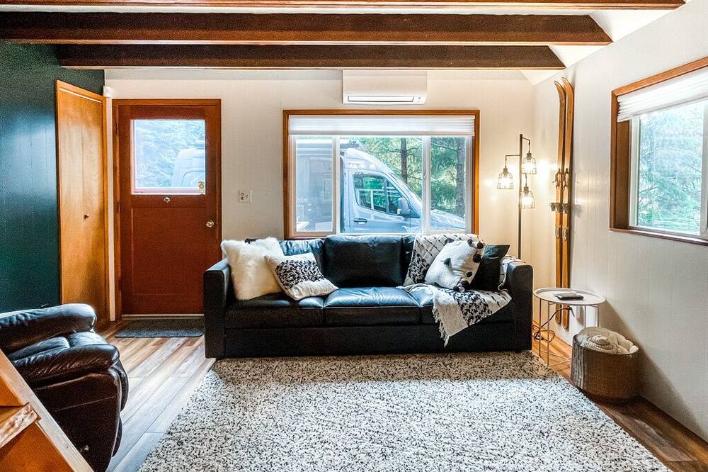 Photo of Livingroom in Packwood