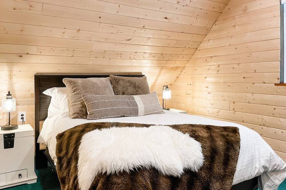 Photo of Others in Packwood