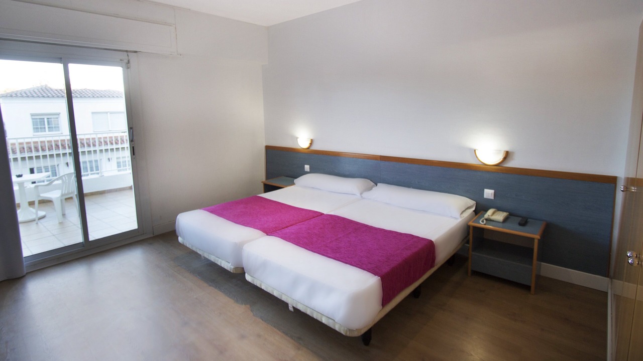 Photo of Bedroom in Comarruga