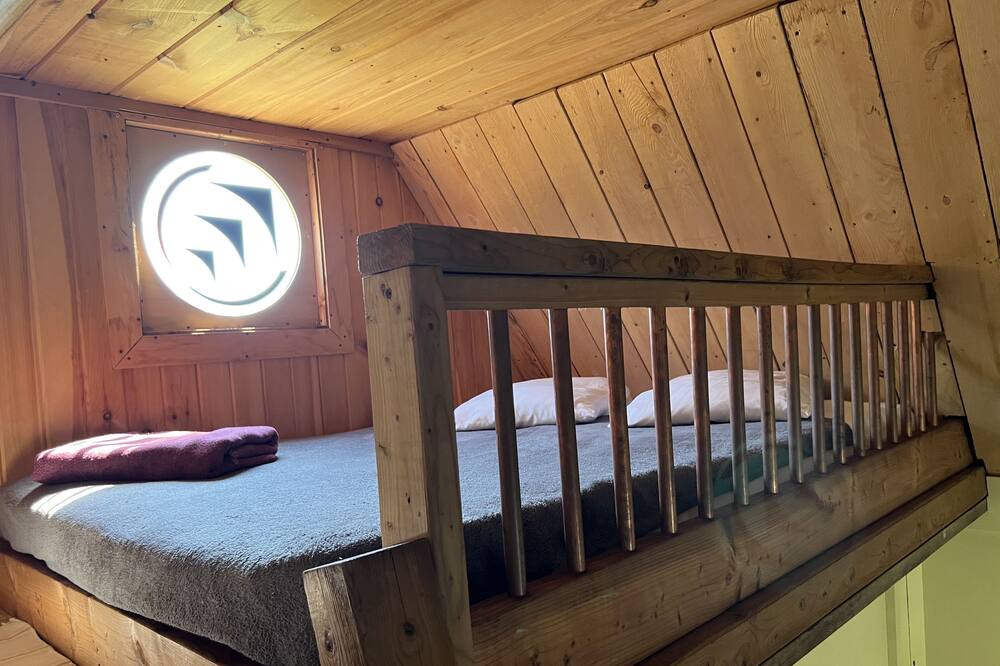 Photo of Bedroom in Saint-Cuthbert