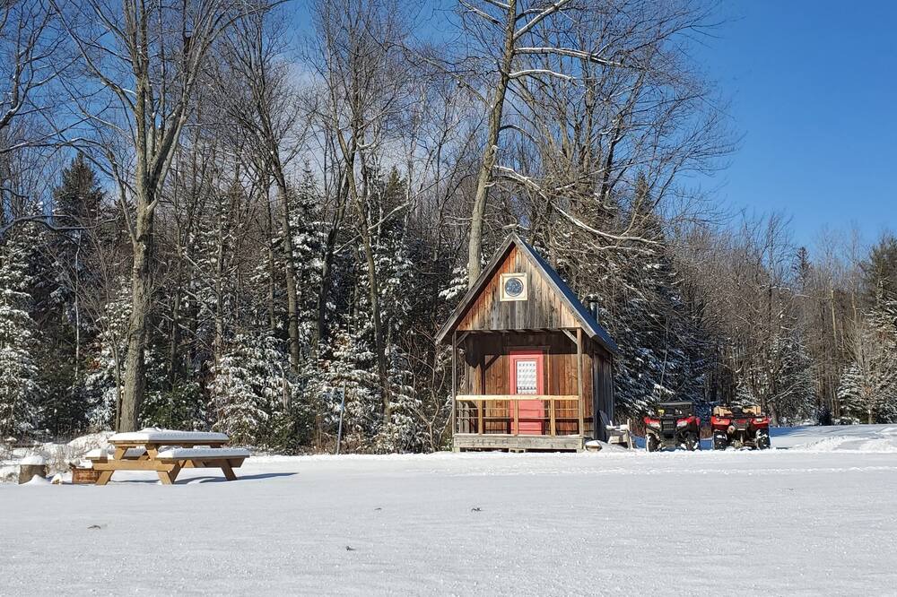 Photo of Outdoor in Saint-Cuthbert