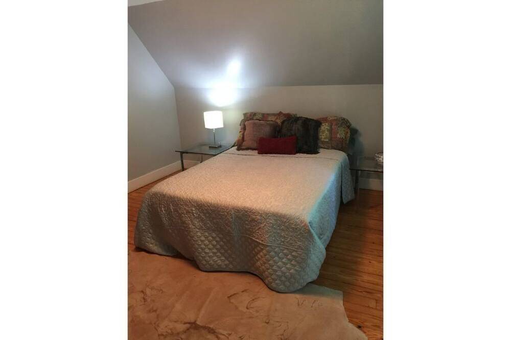 Photo of Bedroom in Jonesboro
