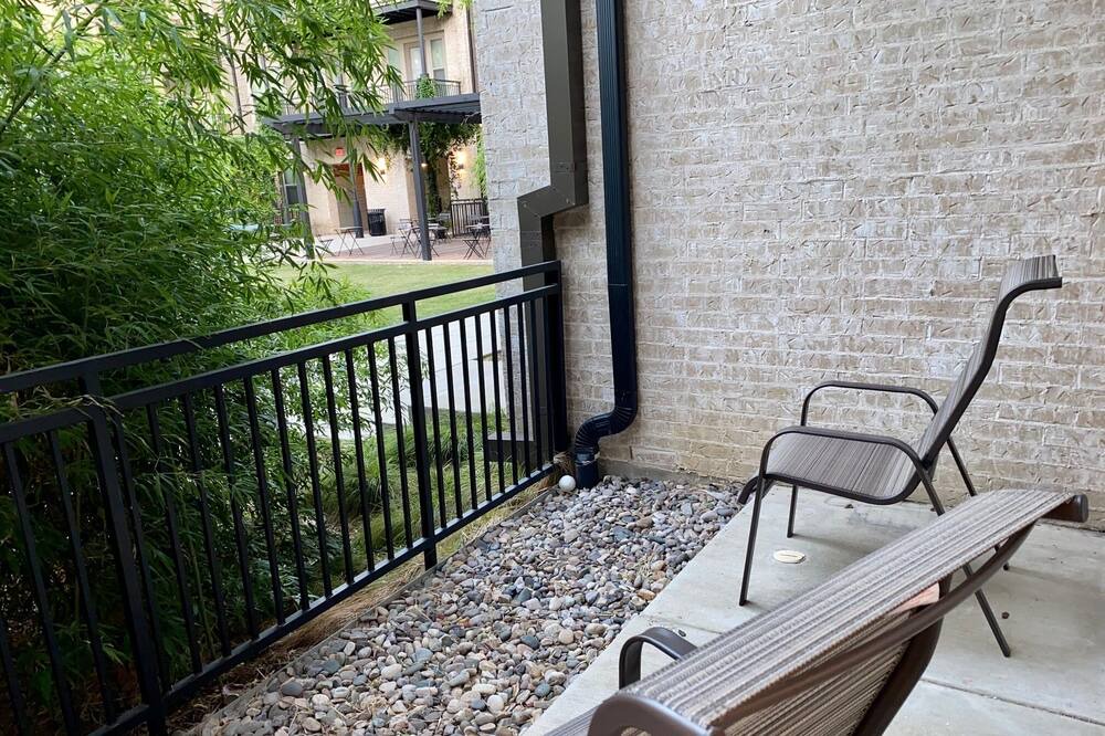 Photo of Patio Balcony in Farmers Branch