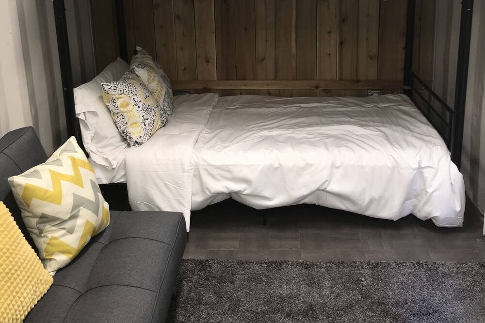 Photo of Bedroom in Waller