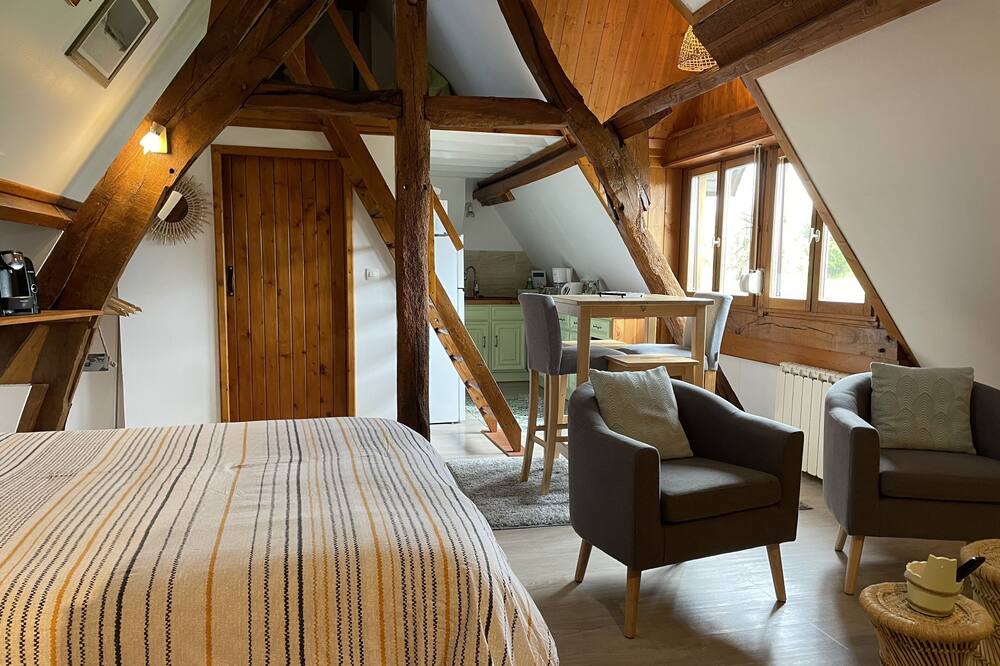 Photo of Bedroom in Genneville