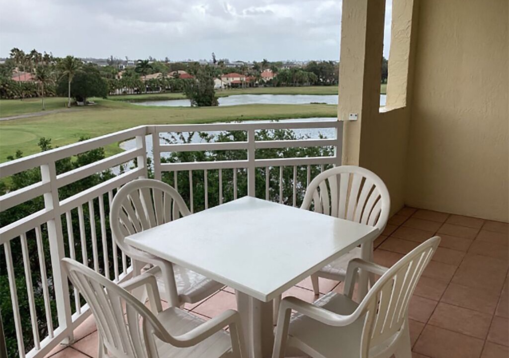 Photo of Outdoor in Weston