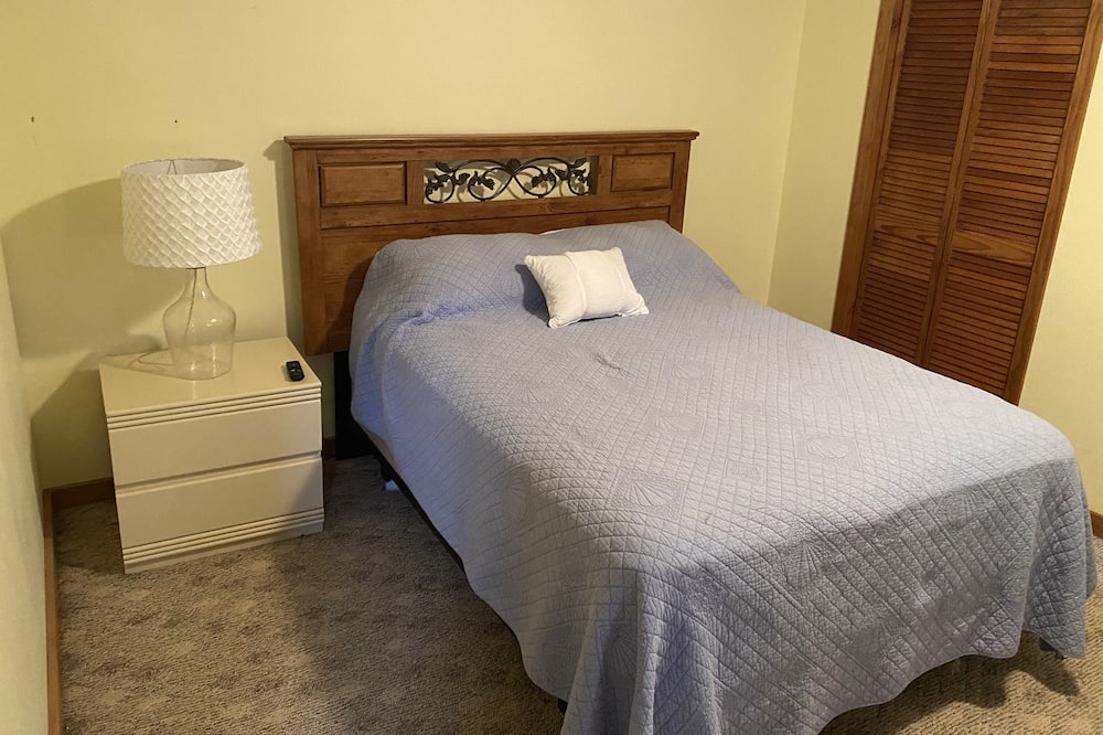 Photo of Bedroom in Oneonta