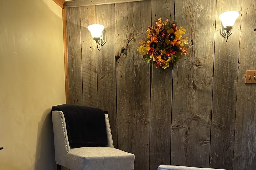 Photo of Bedroom in Oneonta