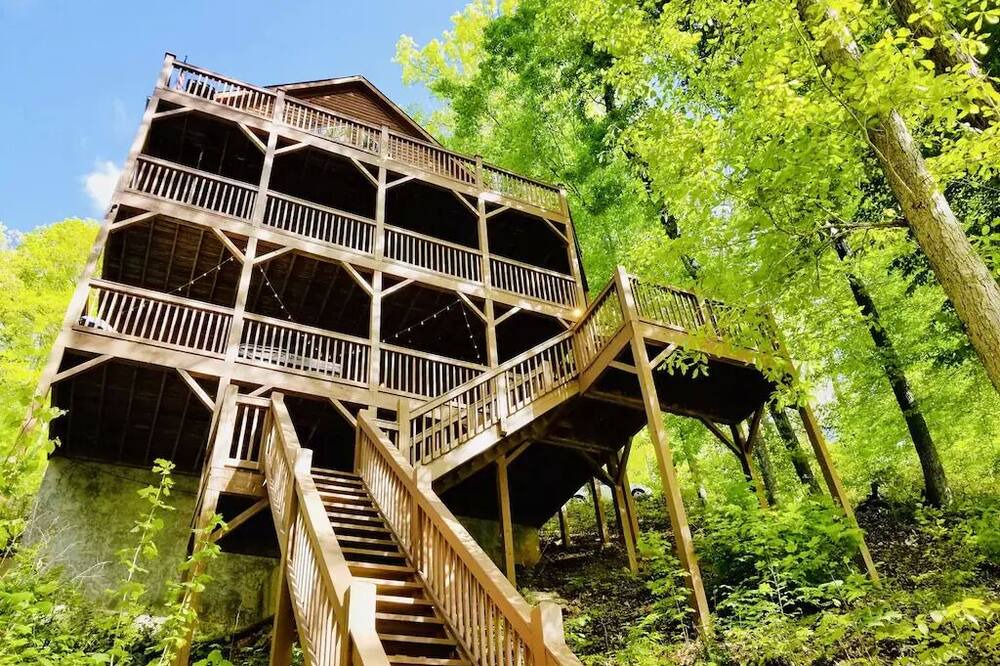 Photo of Outdoor in Lakeside Estates