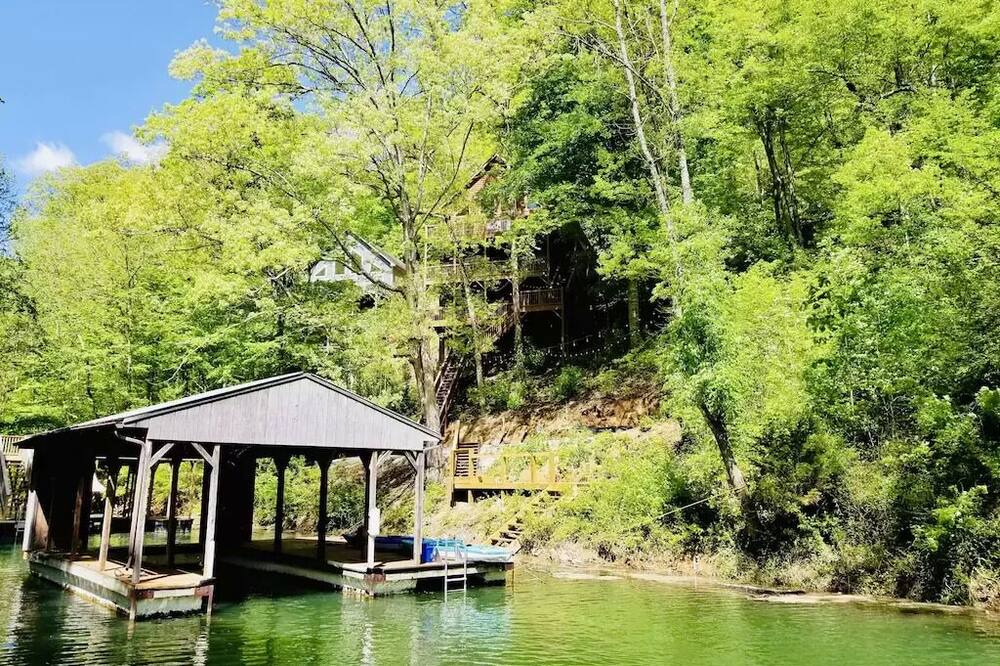 Photo of Others in Lakeside Estates