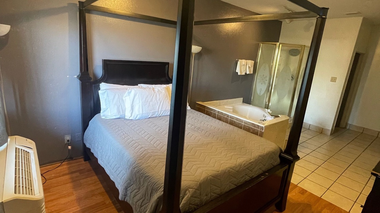 Photo of Bedroom in Bastrop