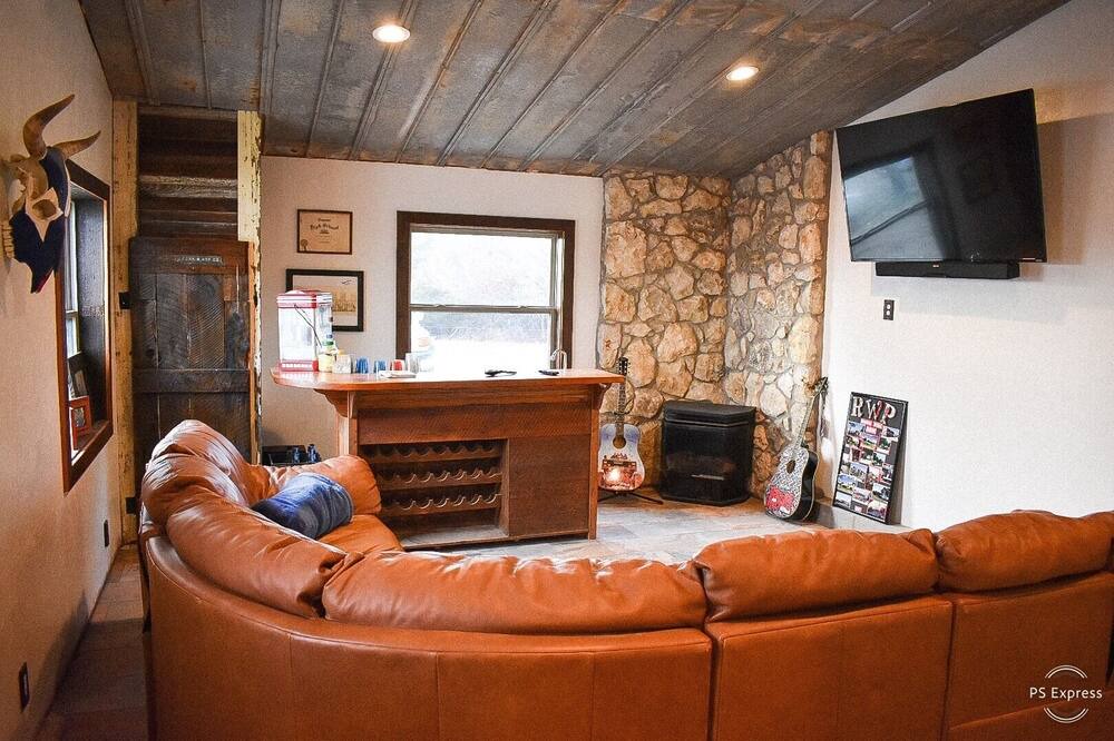 Photo of Livingroom in Forestburg