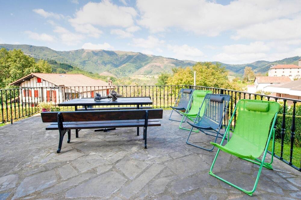 Photo of Patio Balcony in Arantza