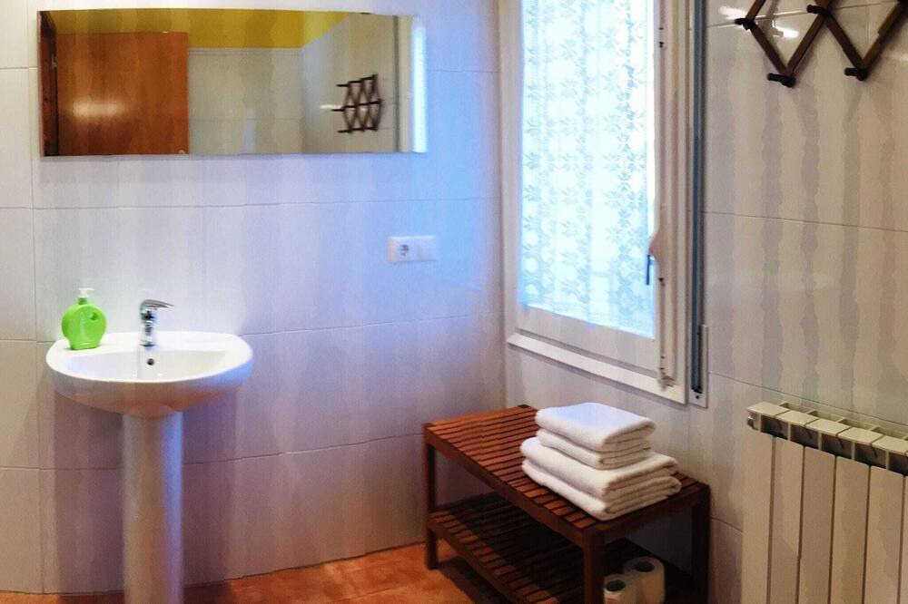 Photo of Bathroom in Agramunt