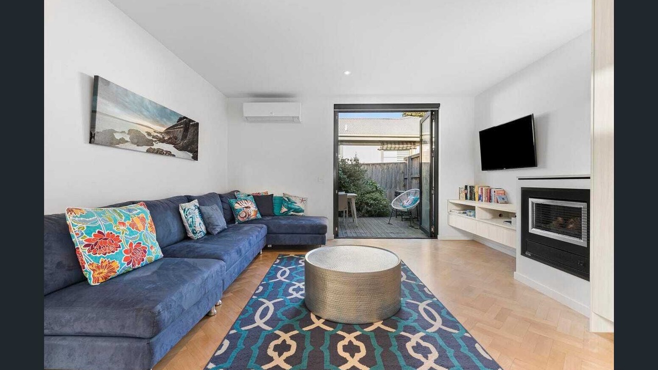 Photo of Livingroom in McCrae