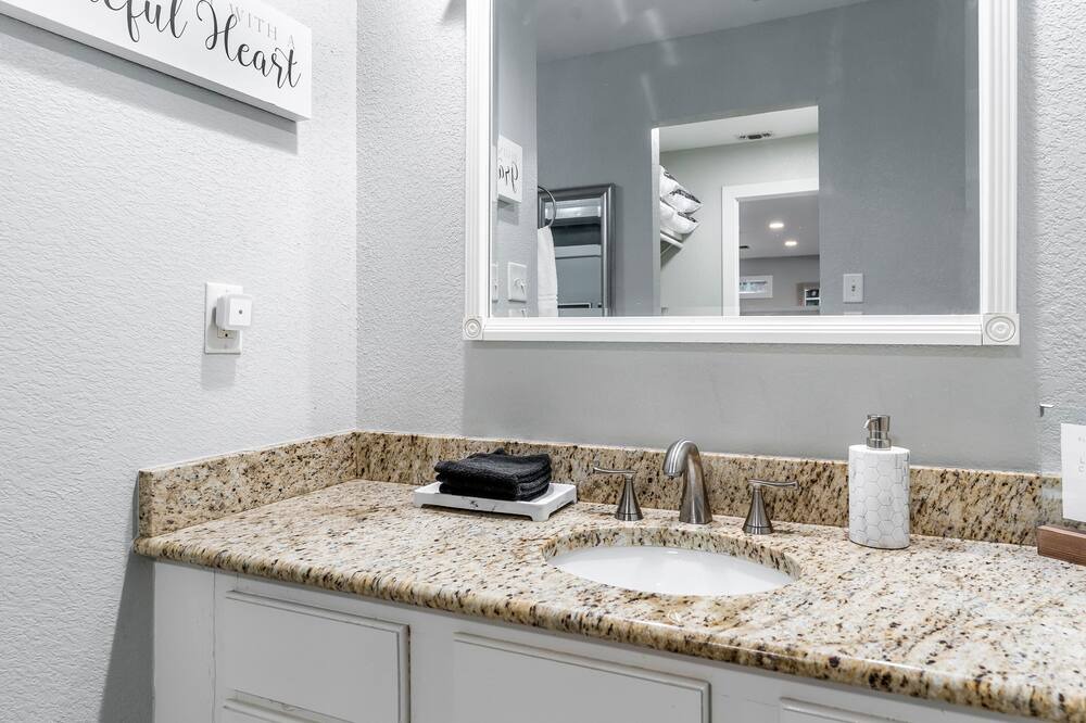 Photo of Bathroom in Cason