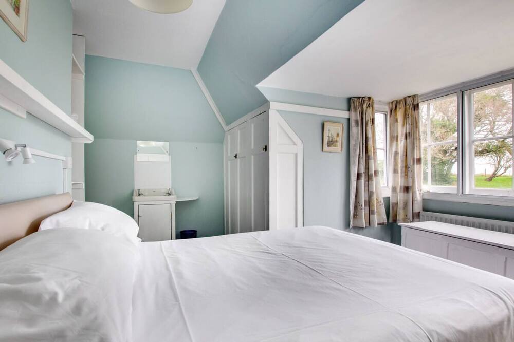 Photo of Bedroom in Studland