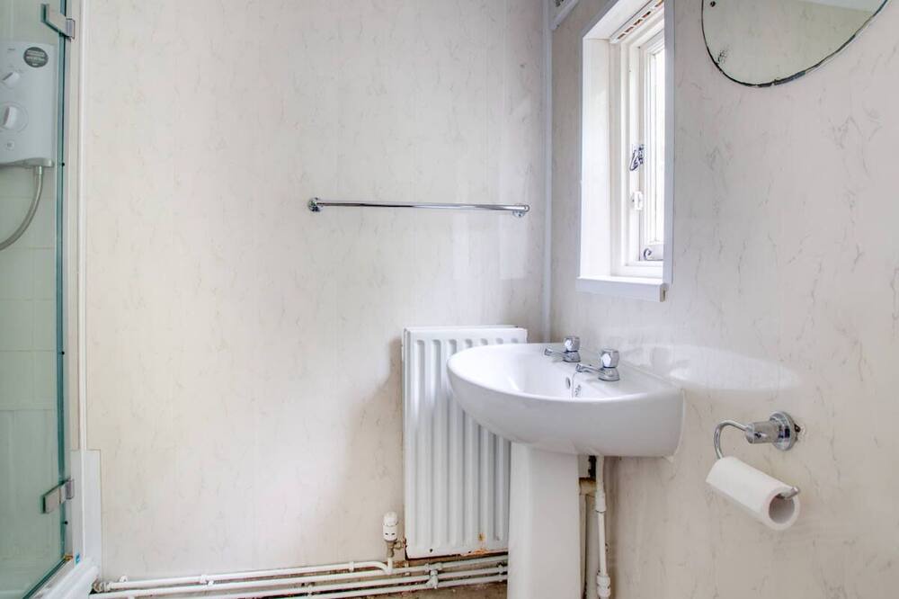 Photo of Bathroom in Studland