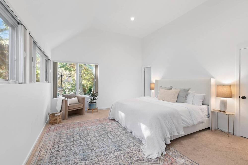 Photo of Bedroom in Northwest Harbor