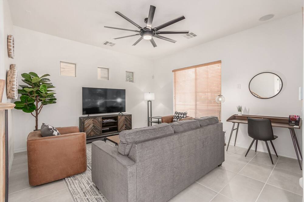 Photo of Bedroom in Litchfield Park