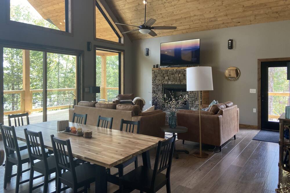 Photo of Bedroom in Drasco
