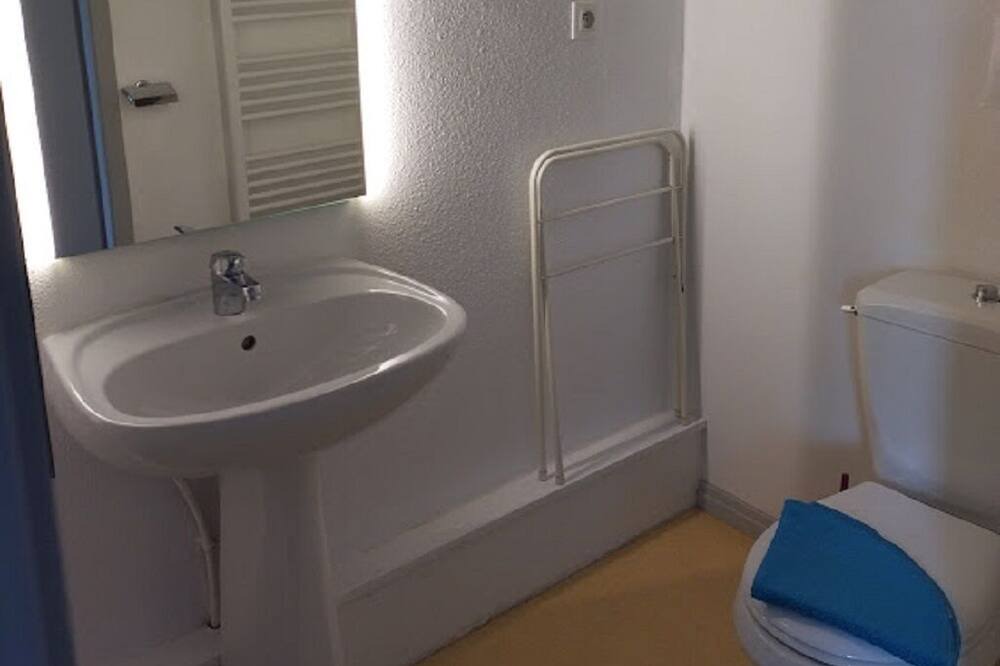 Photo of Bathroom in Arreau