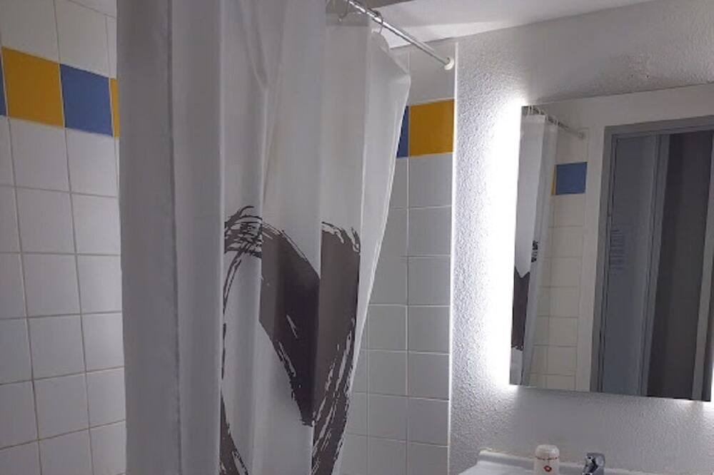 Photo of Bathroom in Arreau