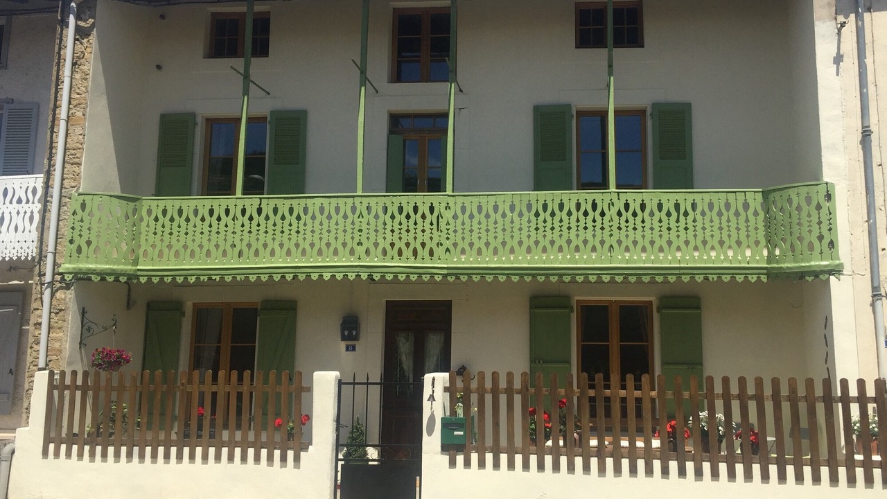 Photo of Outdoor in Leran