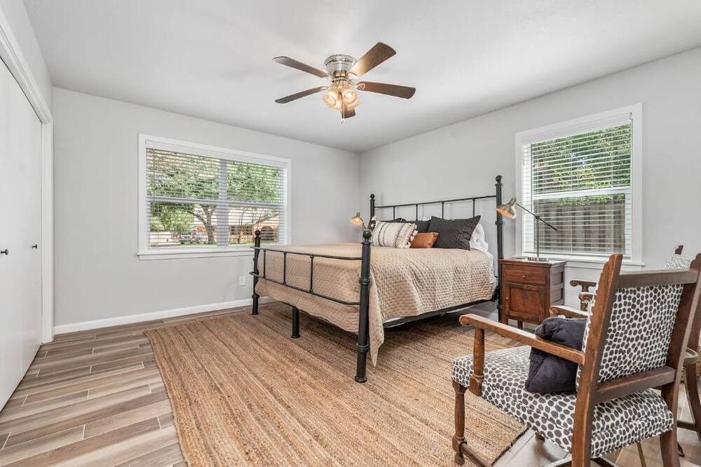 Photo of Bedroom in College Station