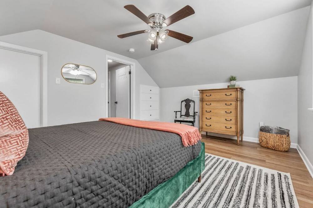 Photo of Bedroom in College Station