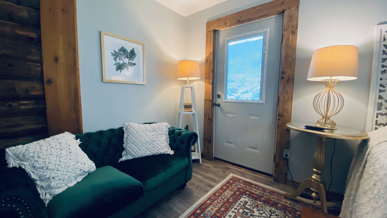 Photo of Livingroom in Olmstead