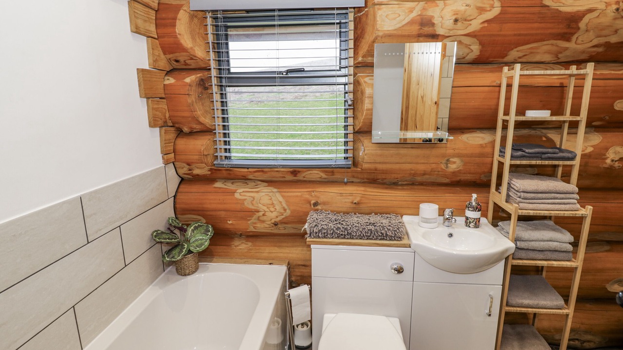 Photo of Bathroom in Upper Sapey