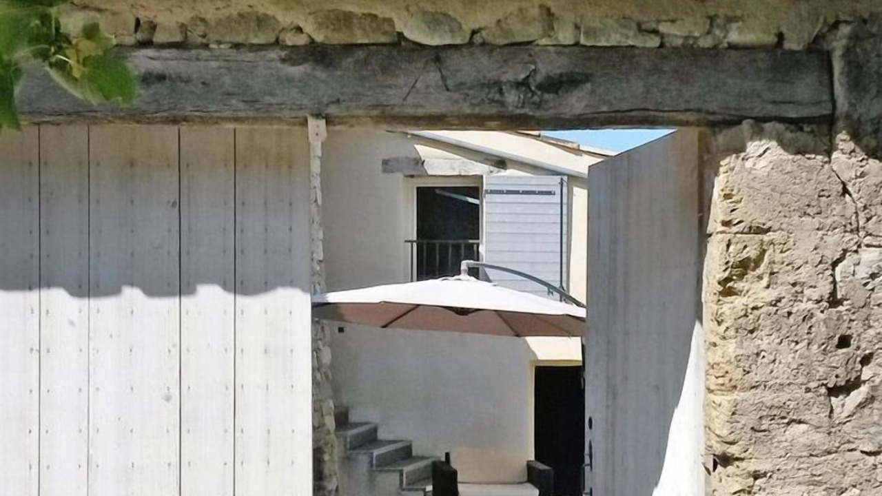 Photo of Outdoor in Savoillan